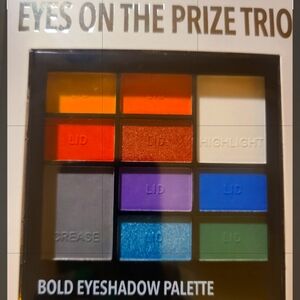 Three Sided Shadow Pallete